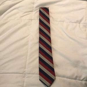 Nib knottery tie